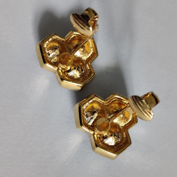 Vintage Swarovski S.A.L Honeycomb Hexagon Earrings - Picture 9 of 13